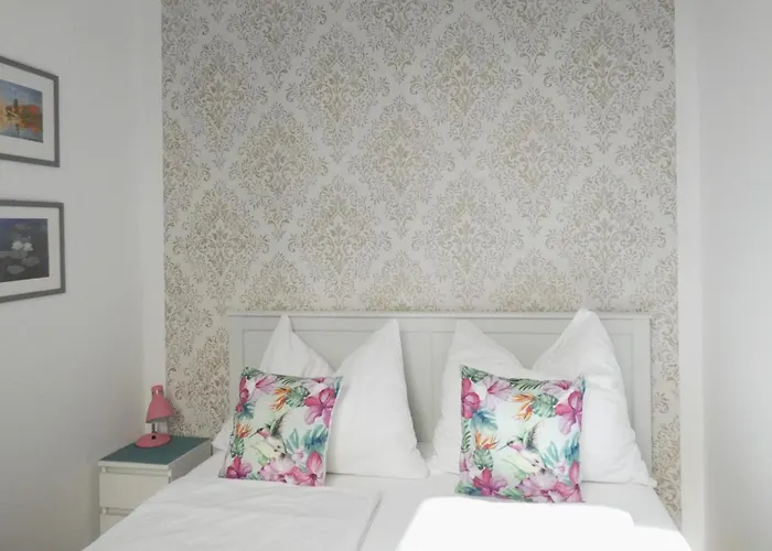 Stylish, 2-room Flat Near Augarten Apartment